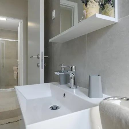 Dora Fuer 4 Personen Und 1 Kind By Interhome Apartamento *