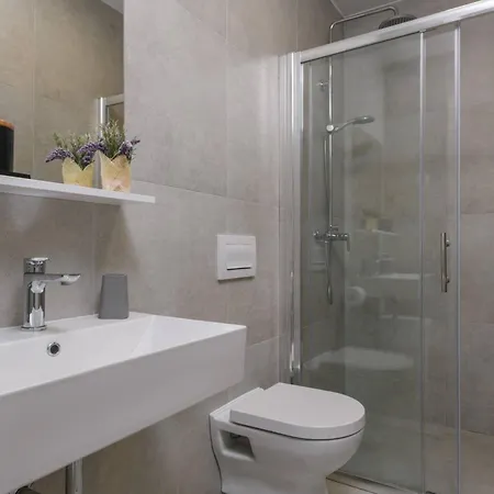Dora Fuer 4 Personen Und 1 Kind By Interhome Apartamento